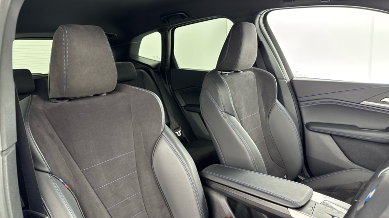 BMW 2 Series 220i MHT M Sport 5dr DCT Petrol Hatchback